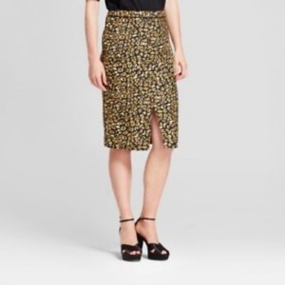 Who What Wear Dresses & Skirts - 3 For $15 Women's Size 4 Animal Print Pencil Skirt